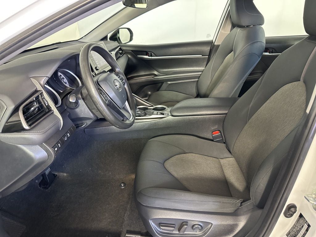 2023 Toyota Camry Hybrid LE