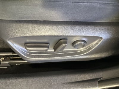 2023 Toyota Camry Hybrid LE