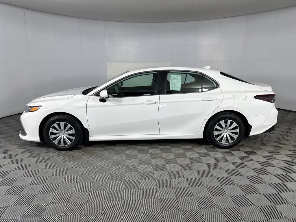 2023 Toyota Camry Hybrid LE