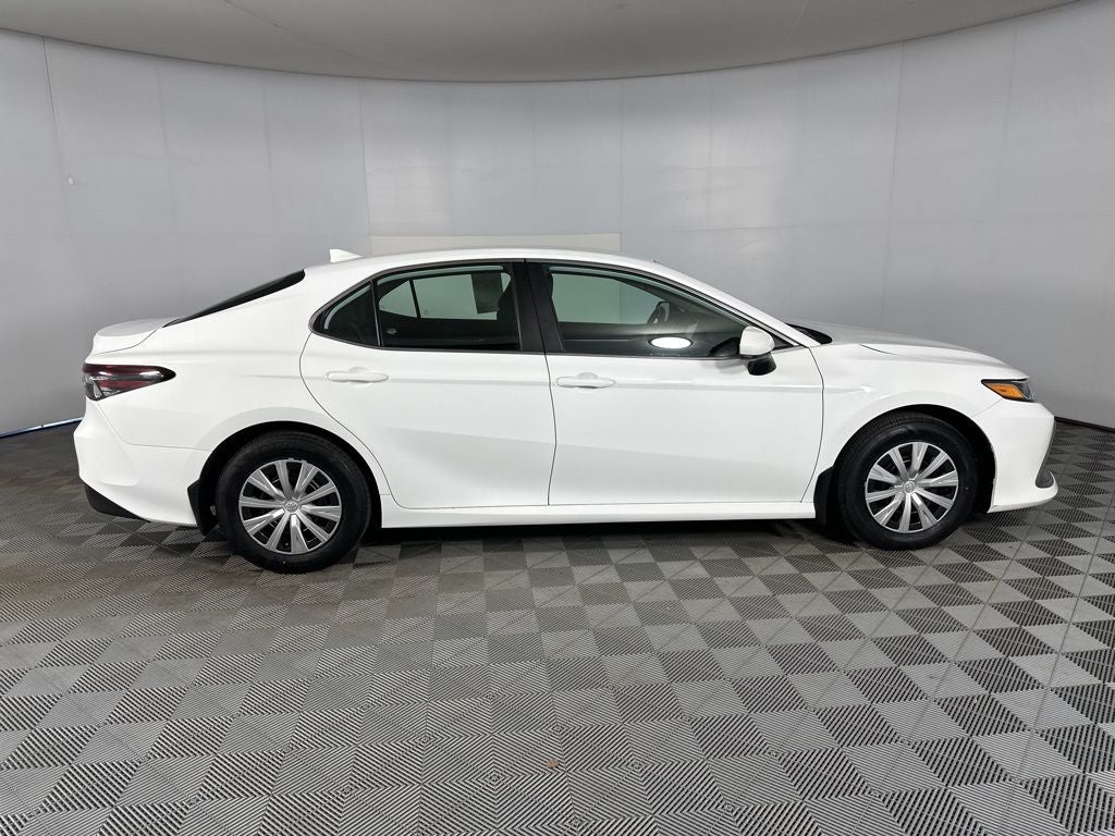 2023 Toyota Camry Hybrid LE