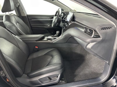 2023 Toyota Camry Hybrid XLE