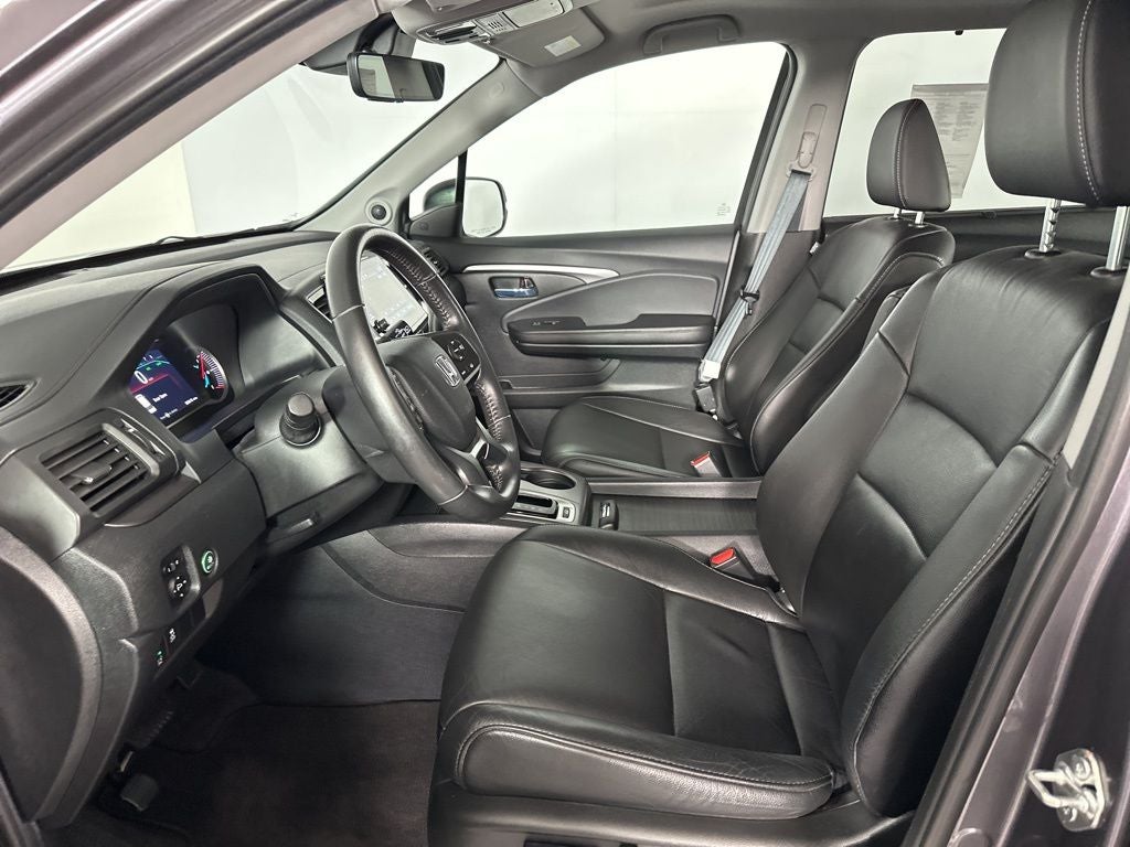 2019 Honda Pilot EX-L w/Navigation and Rear Entertainment System