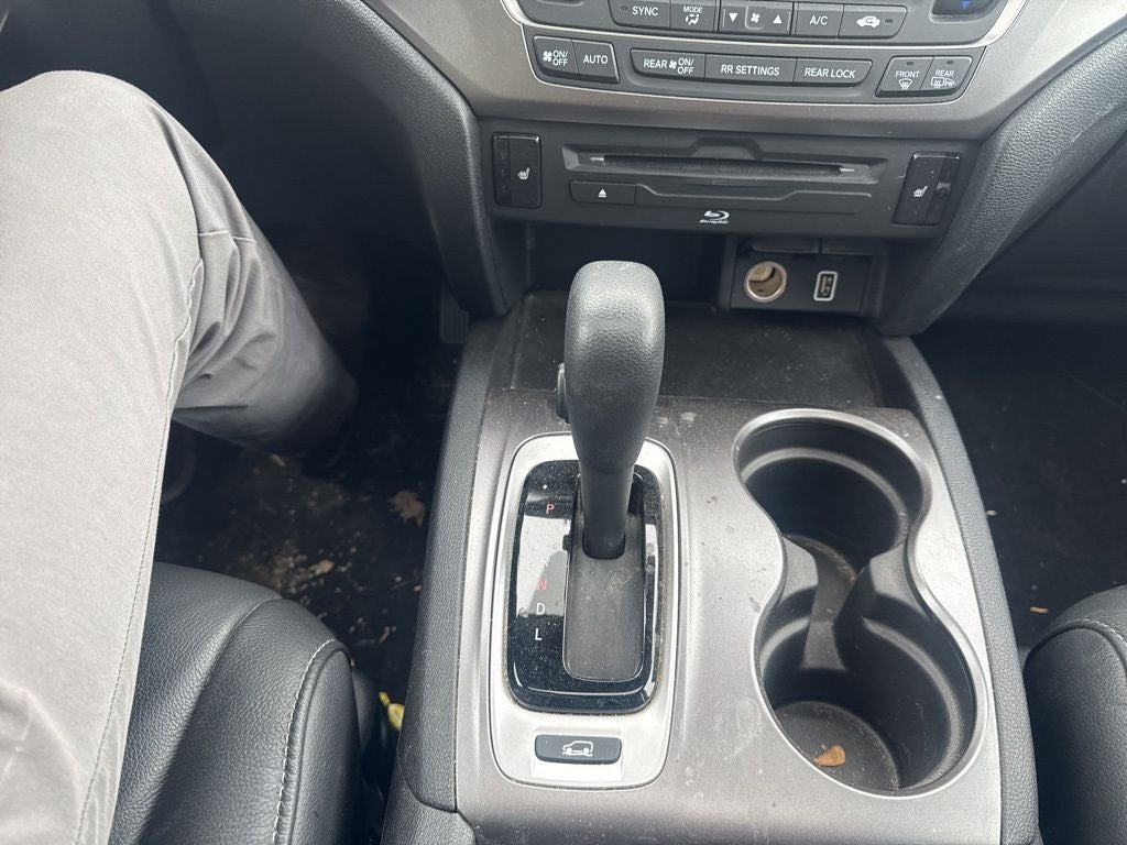 2019 Honda Pilot EX-L w/Navigation and Rear Entertainment System