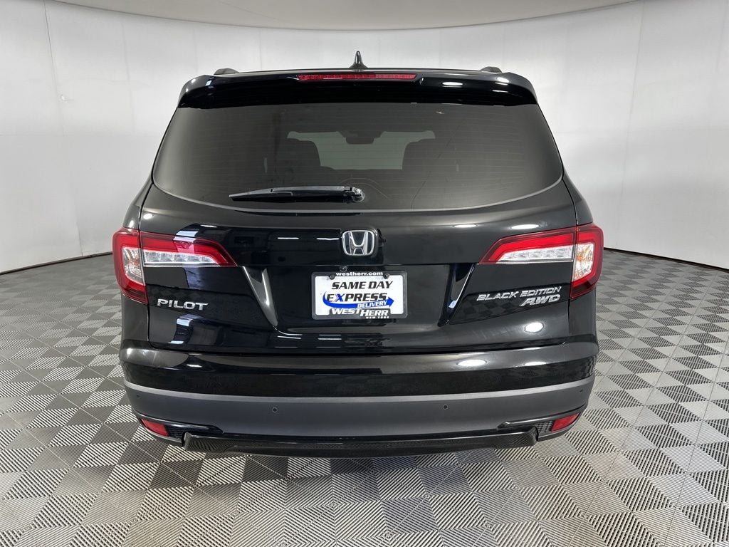 2022 Honda Pilot Black Edition