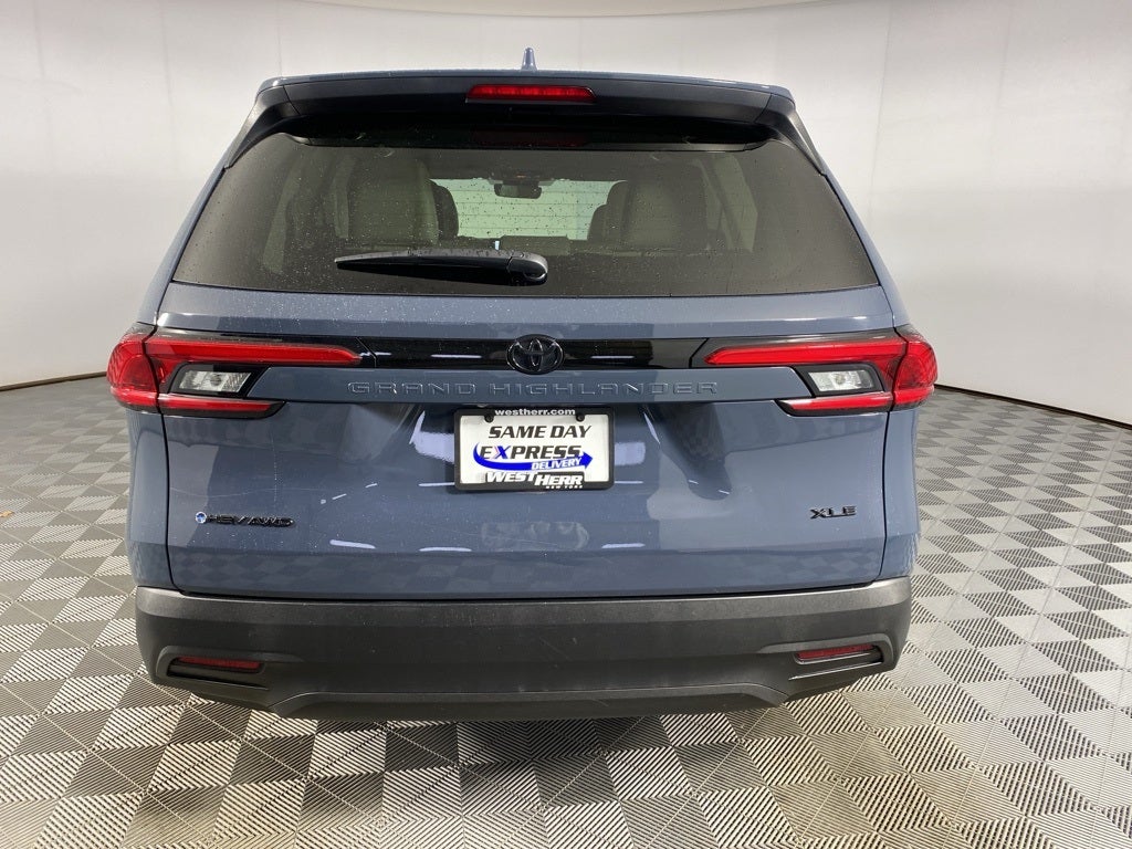 2024 Toyota Grand Highlander Hybrid XLE