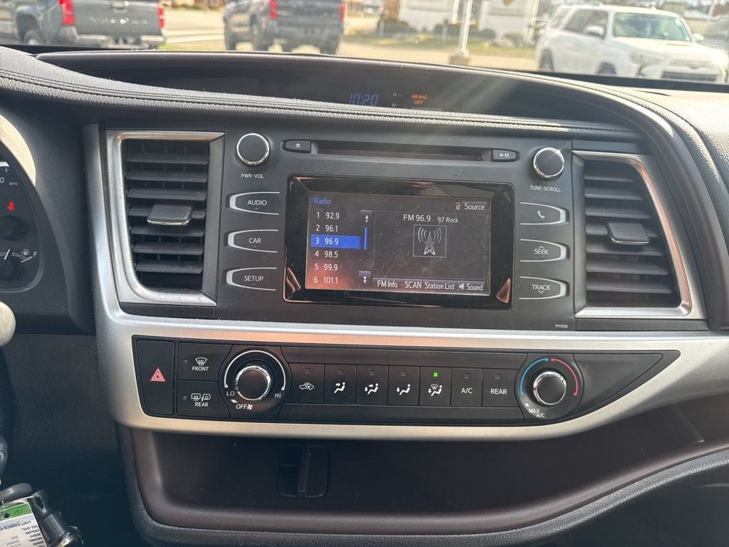 2018 Toyota Highlander LE