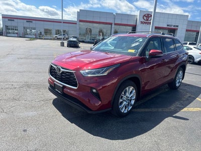 2022 Toyota Highlander Limited