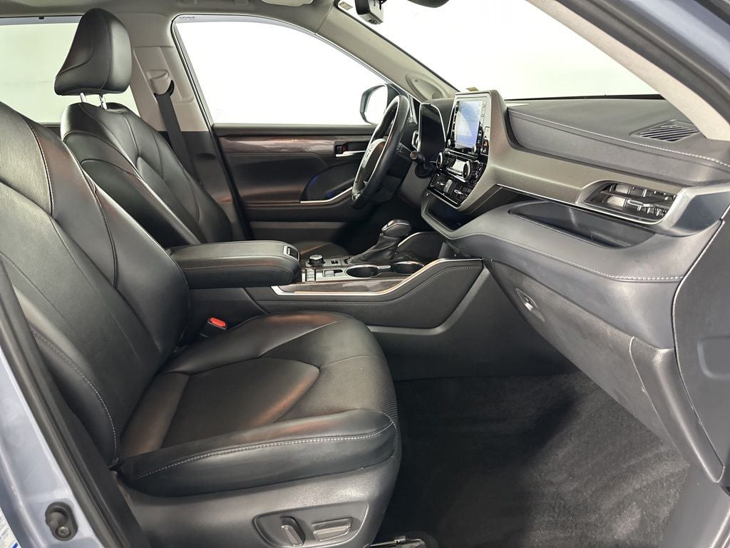 2022 Toyota Highlander Limited