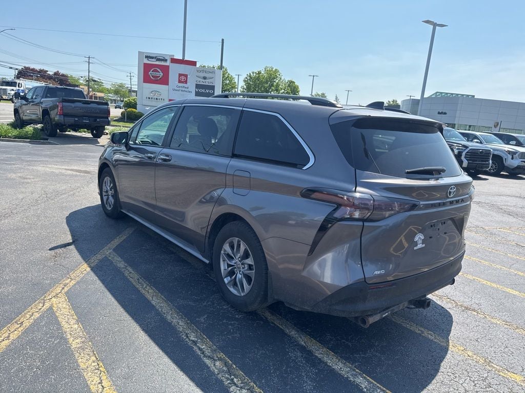 2024 Toyota Sienna XLE 7 Passenger