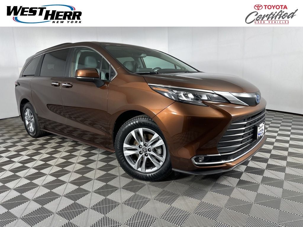 2024 Toyota Sienna XLE 7 Passenger