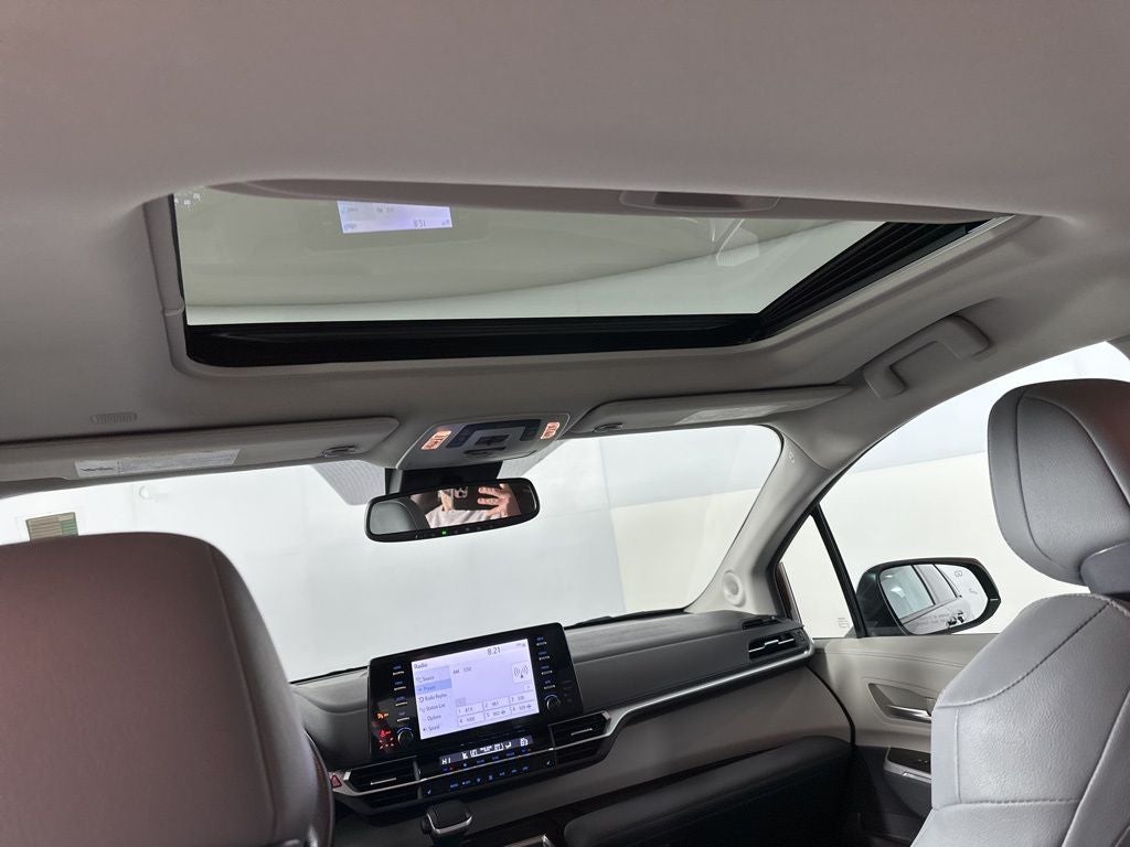 2024 Toyota Sienna XLE 7 Passenger