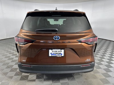 2024 Toyota Sienna XLE 7 Passenger