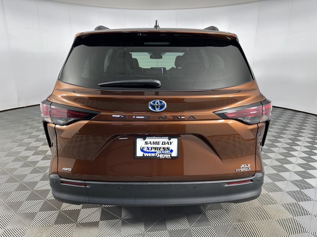 2024 Toyota Sienna XLE 7 Passenger