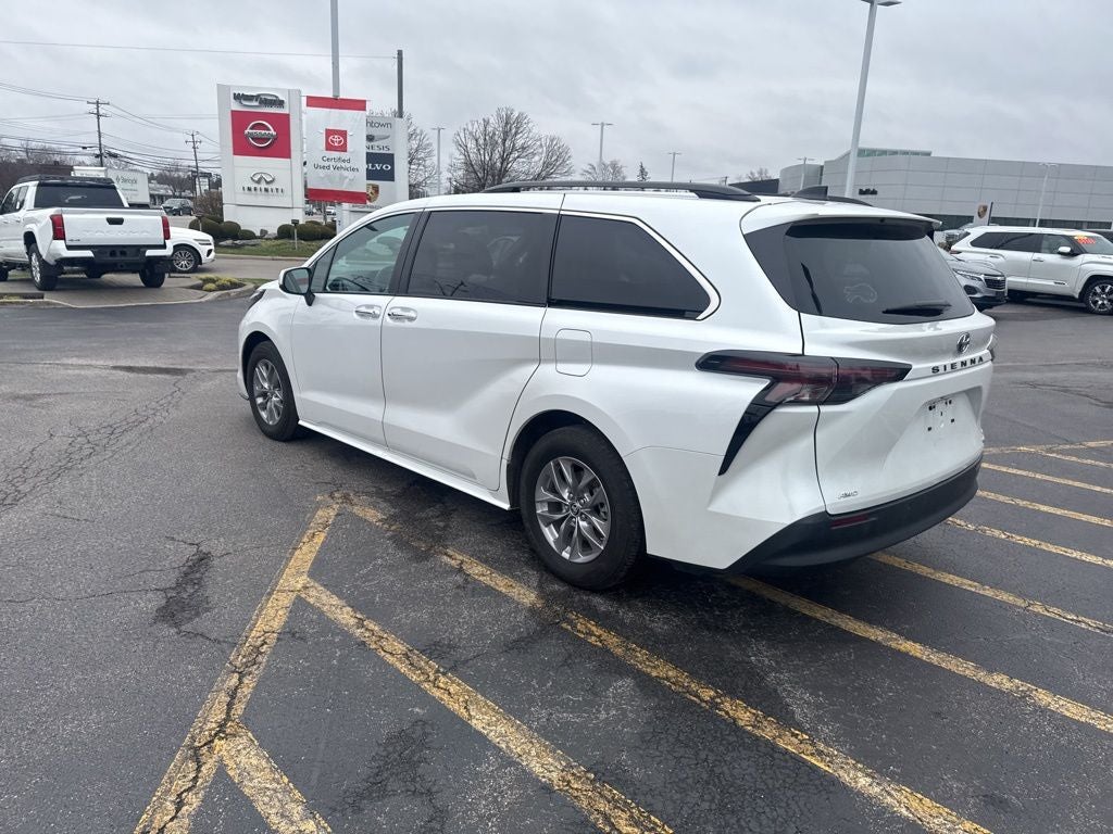 2024 Toyota Sienna XLE 7 Passenger