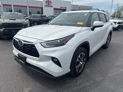2023 Toyota Highlander Hybrid XLE