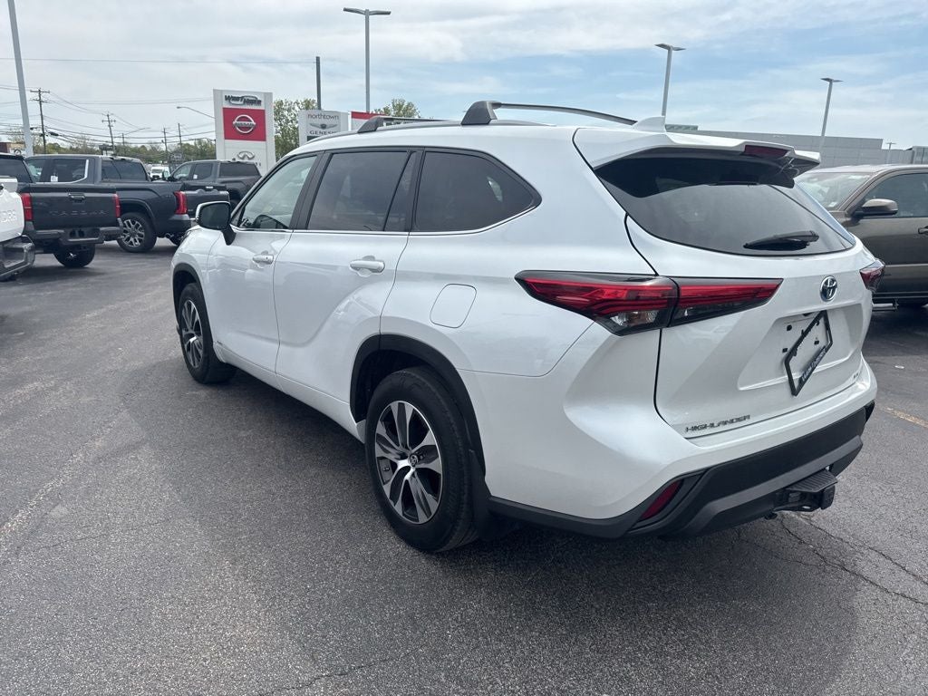 2023 Toyota Highlander Hybrid XLE