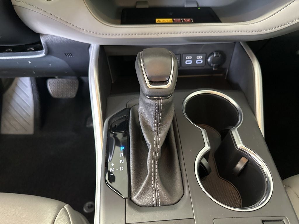 2025 Toyota Highlander XLE