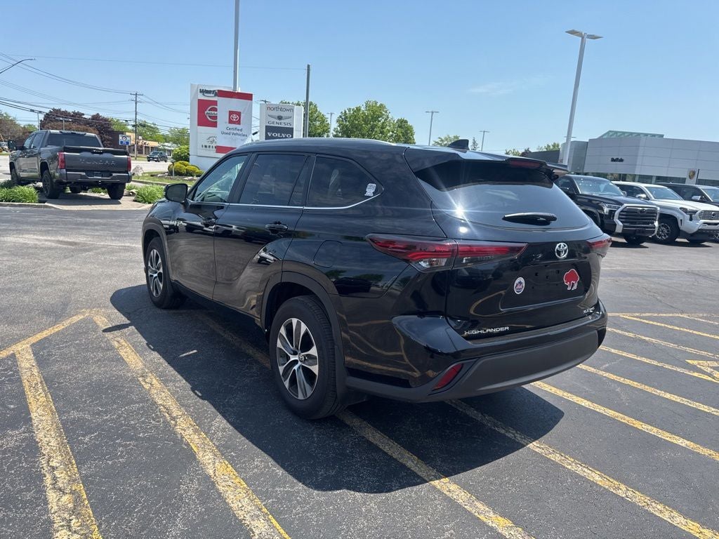 2025 Toyota Highlander XLE