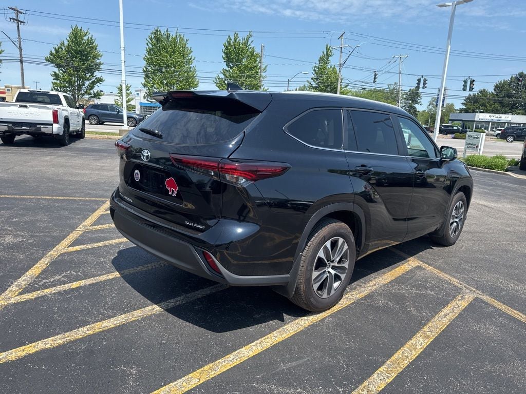 2025 Toyota Highlander XLE