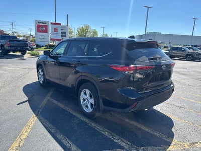 2023 Toyota Highlander LE