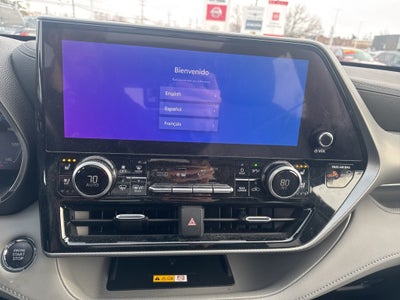 2023 Toyota Highlander Platinum