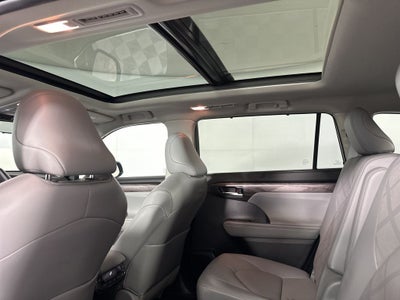 2023 Toyota Highlander Platinum