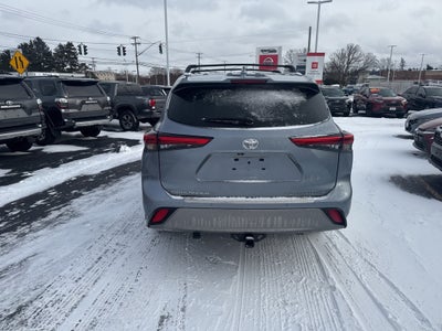 2023 Toyota Highlander Platinum