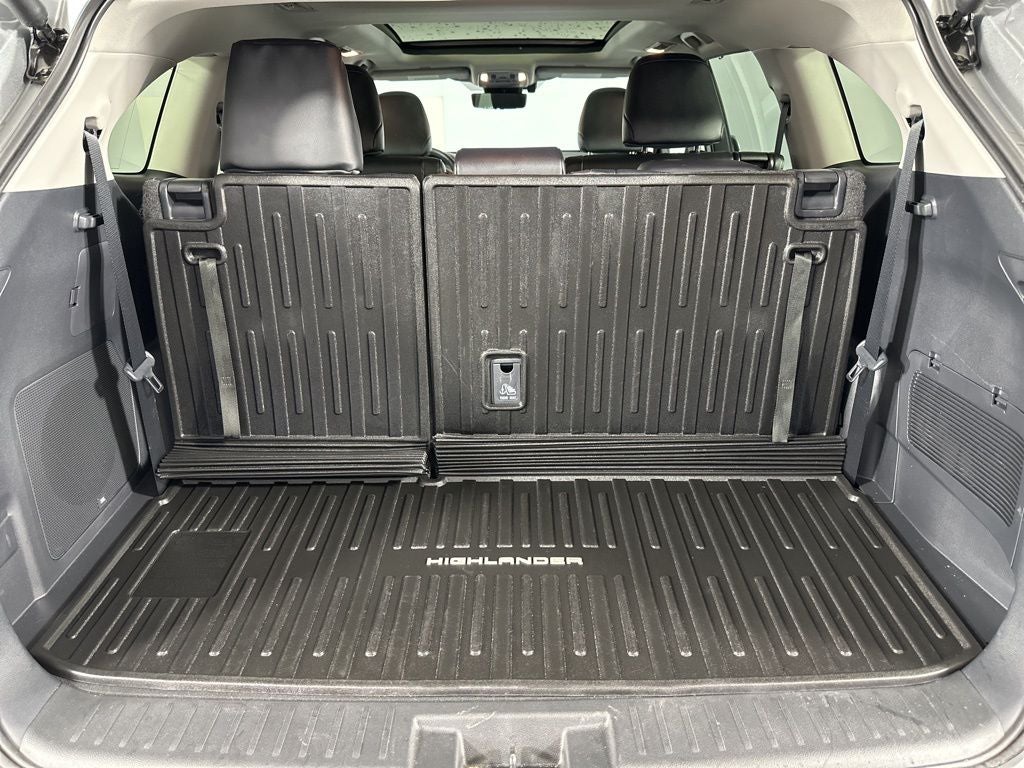 2025 Toyota Highlander Platinum