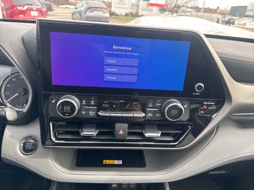 2023 Toyota Highlander XLE