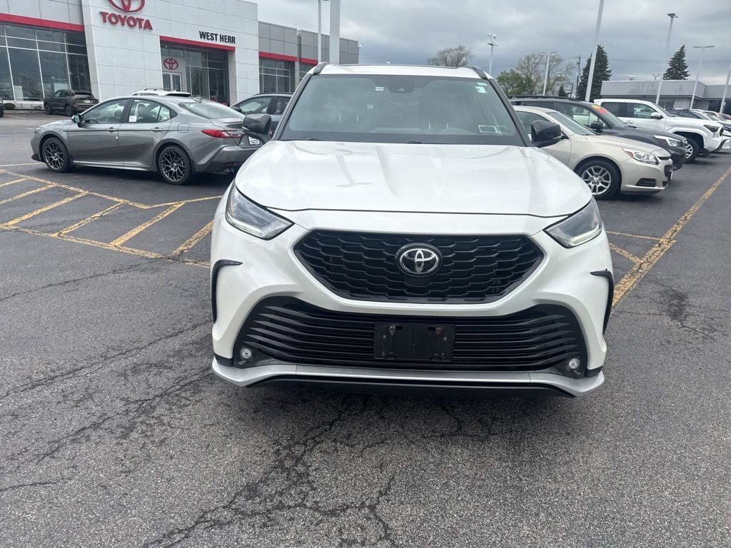 2021 Toyota Highlander XSE