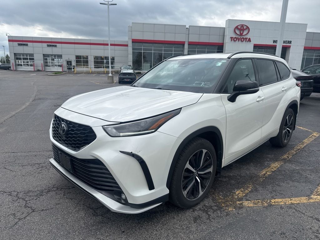 2021 Toyota Highlander XSE