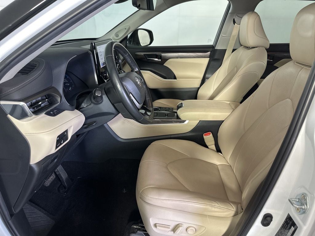 2023 Toyota Highlander Hybrid Limited