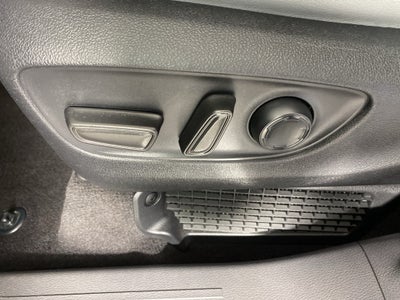 2023 Toyota Sienna XLE 8 Passenger