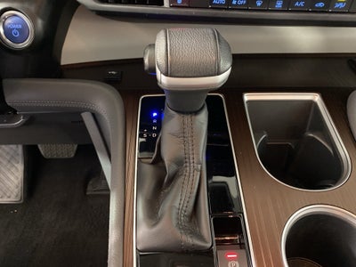 2023 Toyota Sienna XLE 8 Passenger