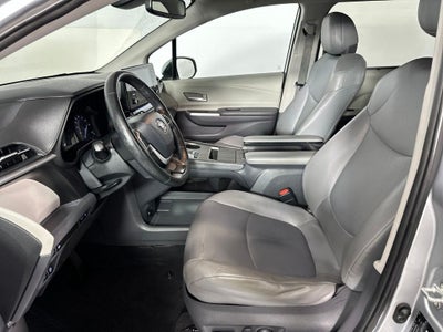 2021 Toyota Sienna XLE 7 Passenger