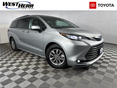 2022 Toyota Sienna XLE 7 Passenger