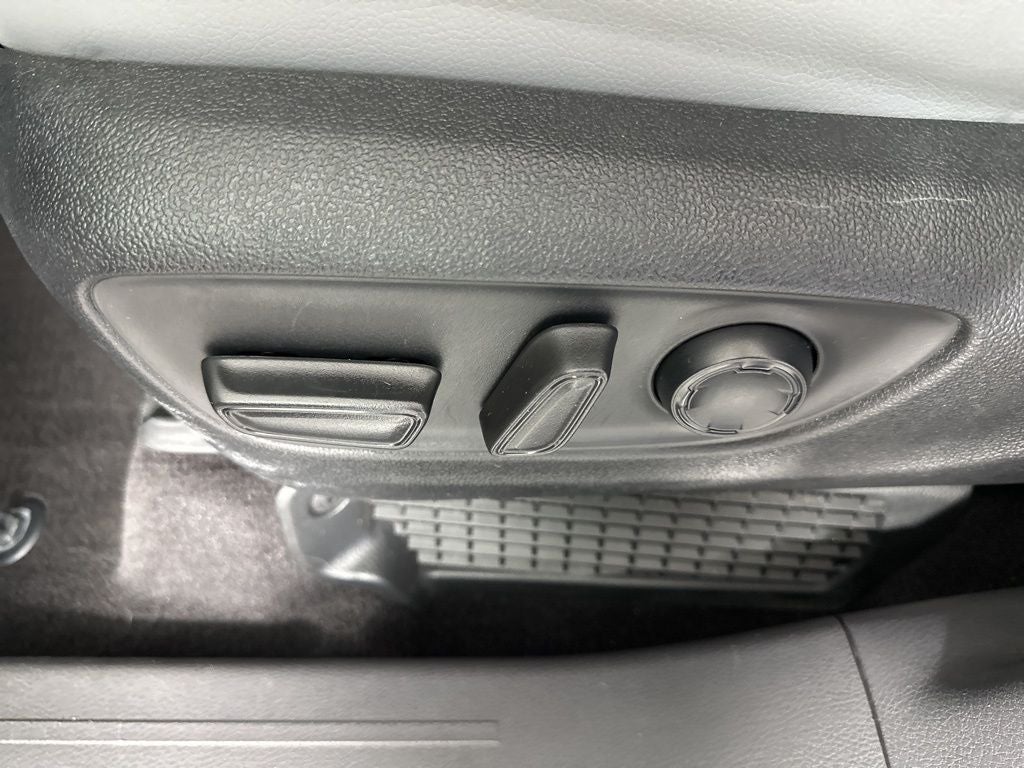 2022 Toyota Sienna XLE 7 Passenger