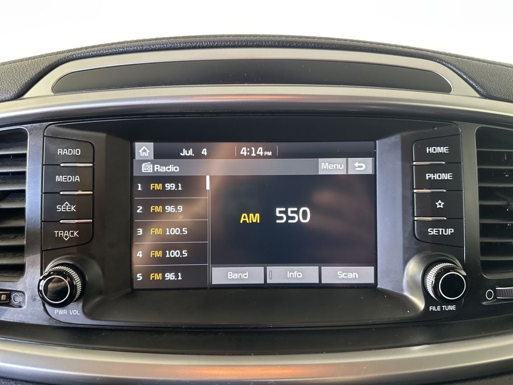 2019 Kia Sorento LX