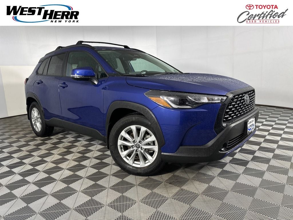 2023 Toyota Corolla Cross LE