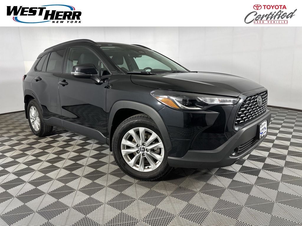 2023 Toyota Corolla Cross LE