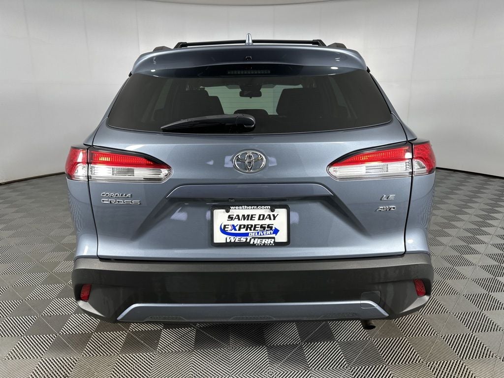 2023 Toyota Corolla Cross LE
