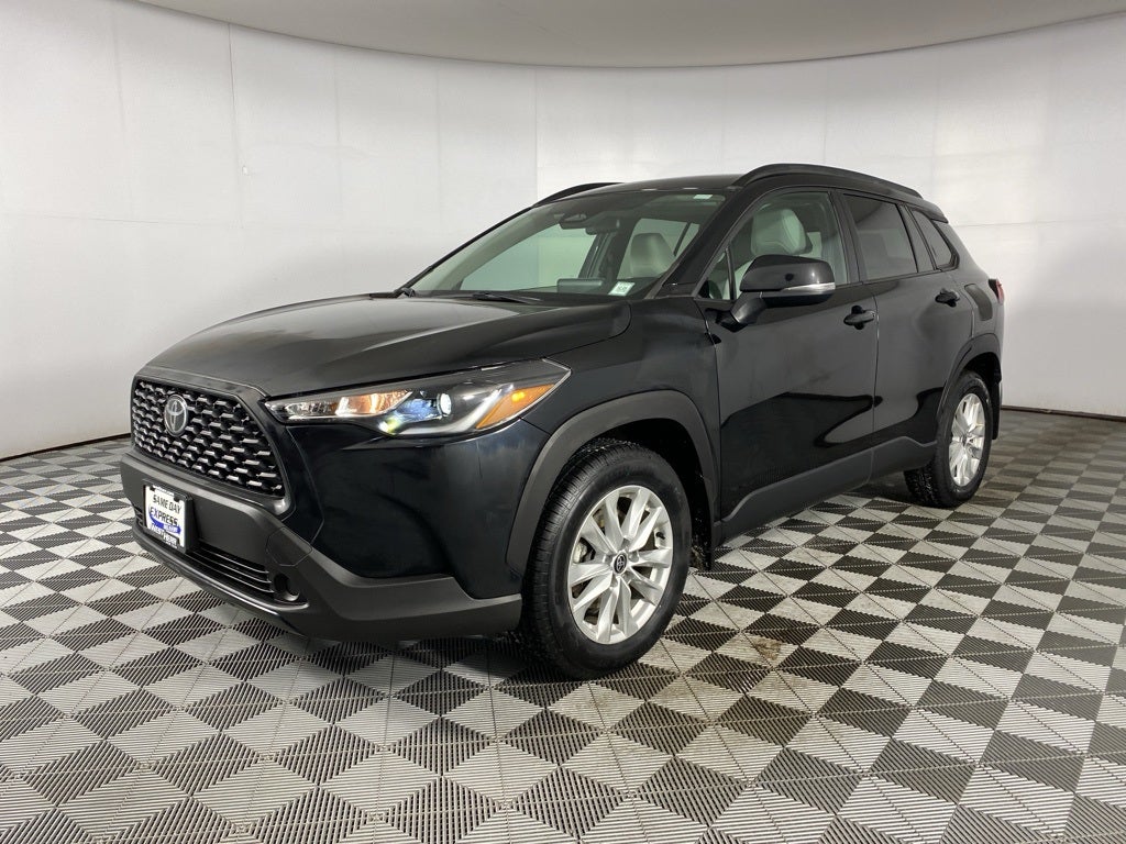 2023 Toyota Corolla Cross LE