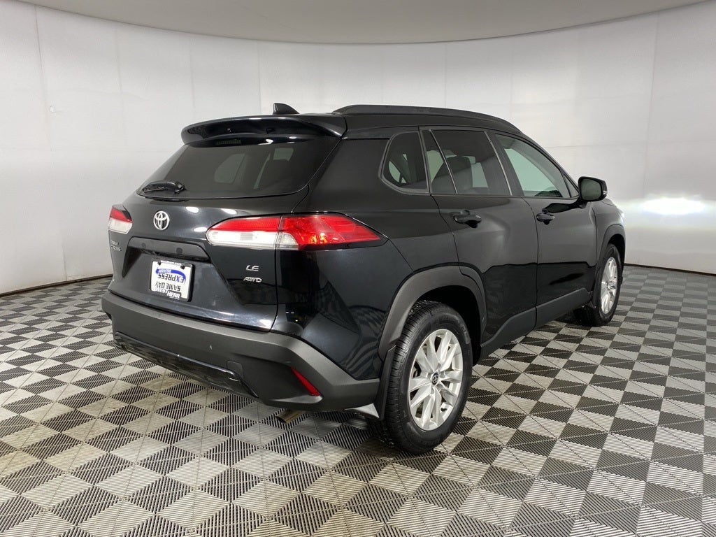 2023 Toyota Corolla Cross LE