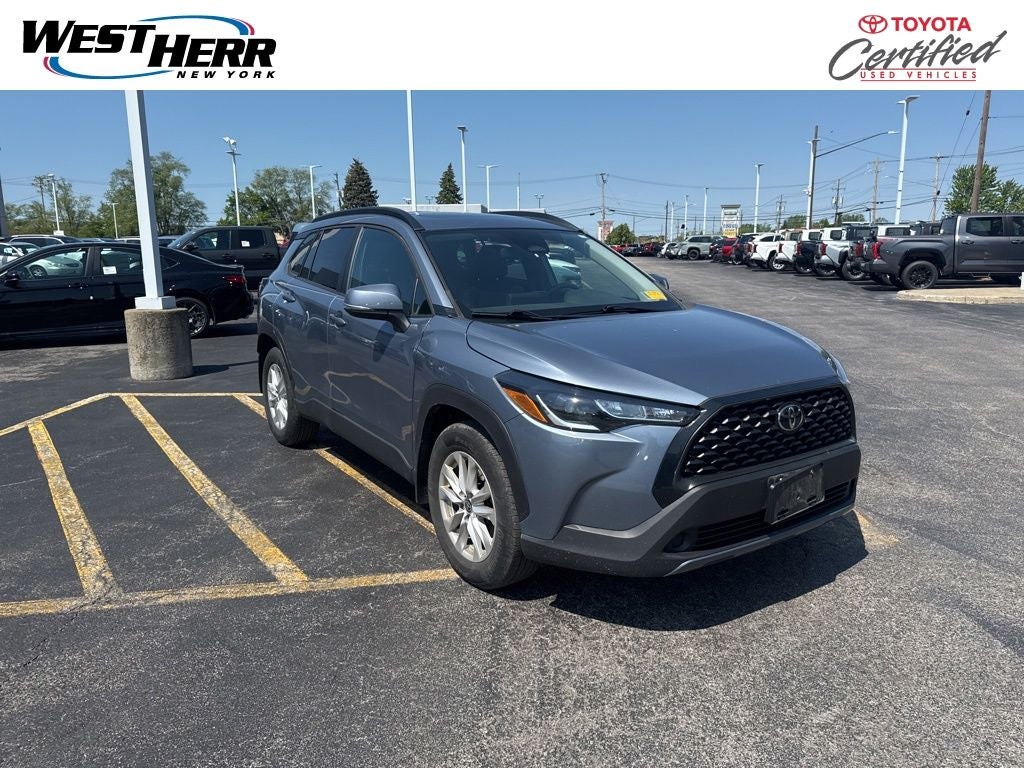2023 Toyota Corolla Cross LE