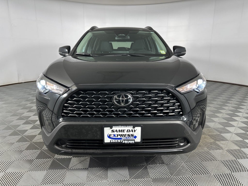 2023 Toyota Corolla Cross LE