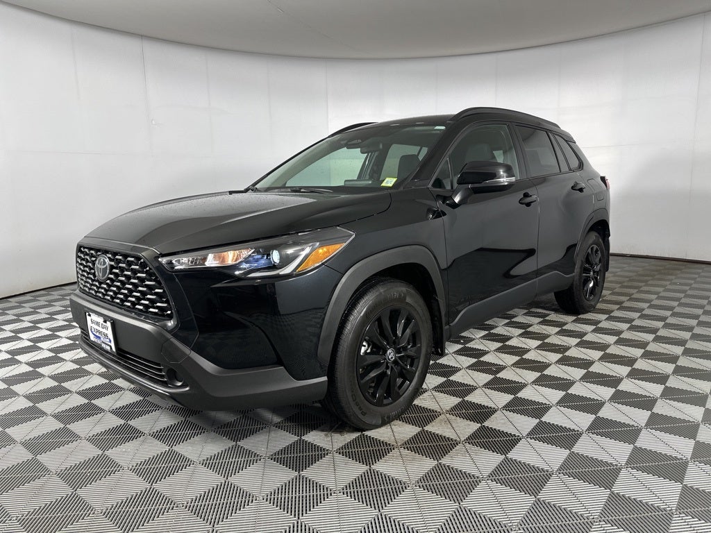 2023 Toyota Corolla Cross LE