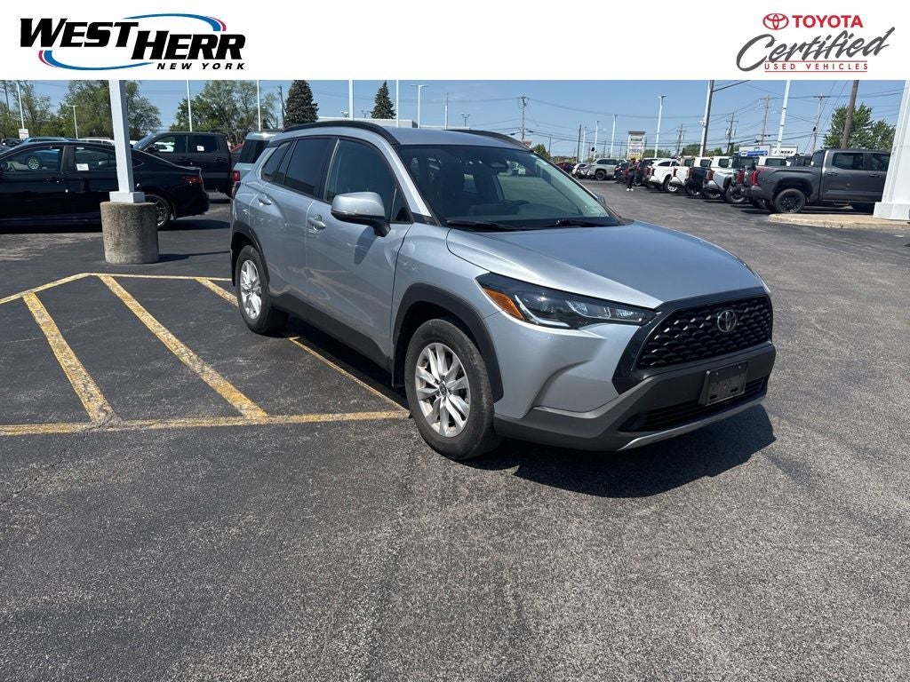 2023 Toyota Corolla Cross LE