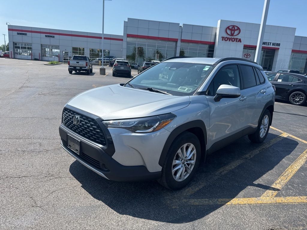 2023 Toyota Corolla Cross LE