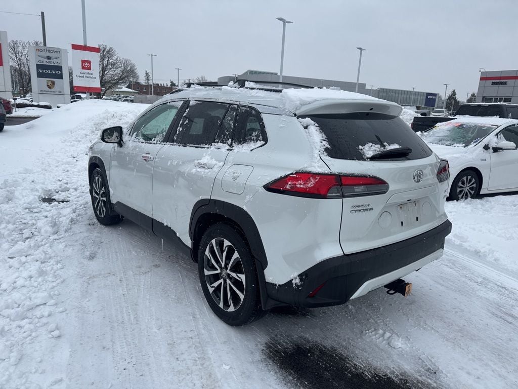 2023 Toyota Corolla Cross XLE