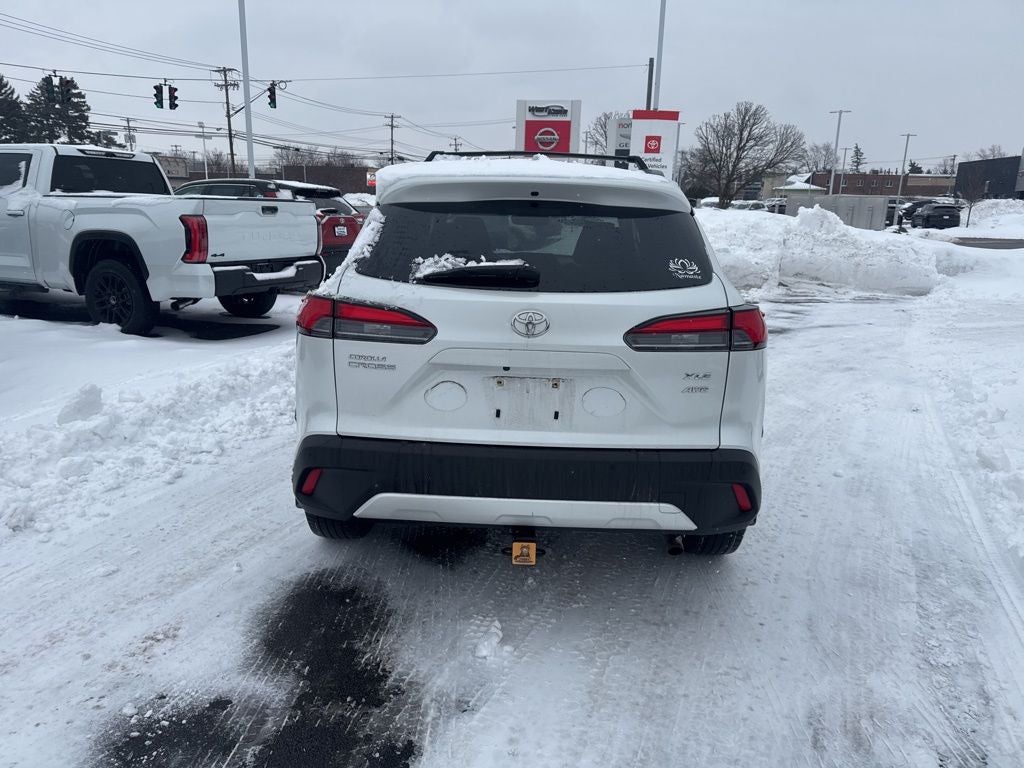2023 Toyota Corolla Cross XLE
